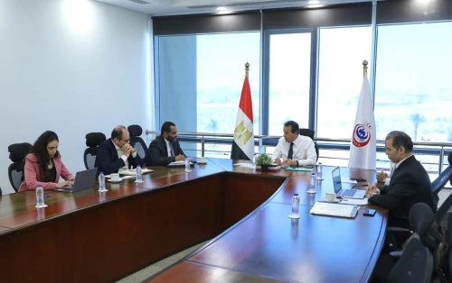 نائب رئيس مجلس الوزراء وزير الصحة والسكان يبحث التوسع في الخدمات الطبية لمبادرة رئيس الجمهورية لدعم صحة المرأة